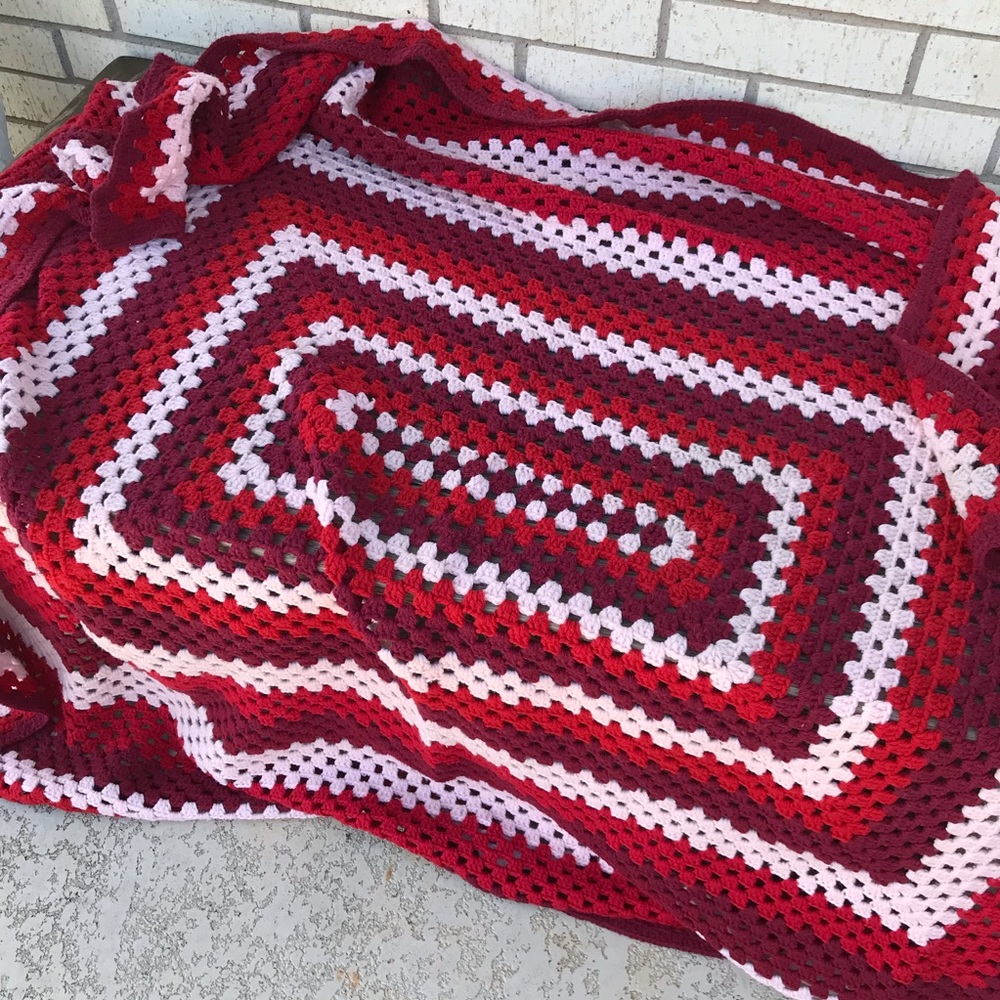 VINTAGE Crochet Red & Pink Hand Knit Throw Blanket Handcrafted
